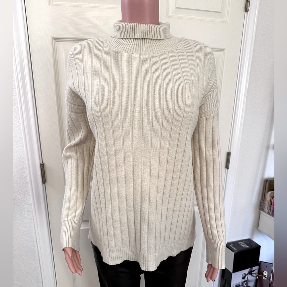 Nordstrom - M Cream Ribbed Stretchy Turtleneck Sweater